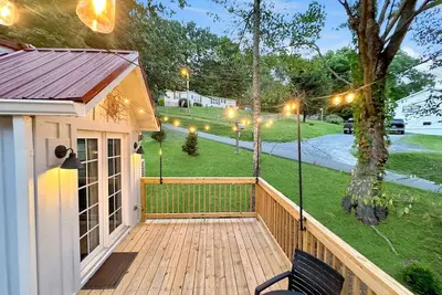 Image de The Acorn - Cozy Retreat in the Heart of Summersville
