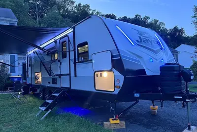 Image de Cozy Rv in Wonderful Stafford with Ac, WiFi. Fully equipped! !