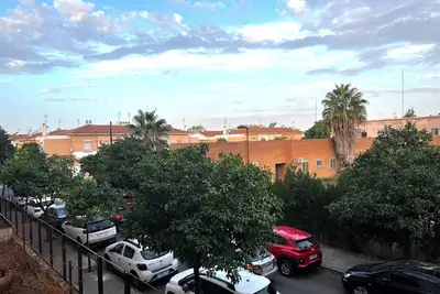 Image de Charmant appartement en hauteur à Sevilla Este.