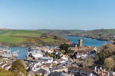 Image de Clementine -  a house that sleeps 6 guests  in 3 bedrooms