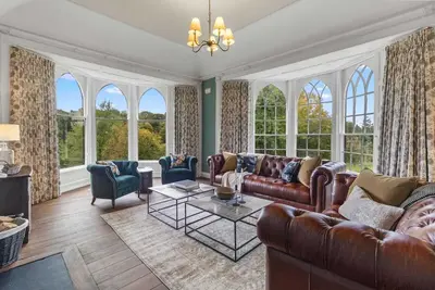 Image de Historic Belmont House built in 1820 in beautiful West Cork.