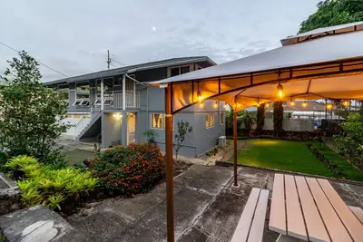 Image de Central Hnl, Well-Established Neighborhood, Tandem Parking, Pet-Friendly!