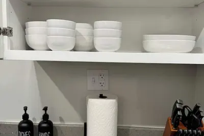 Image de Modern Apt 1117 in Downtown Pittsburgh’s Heart