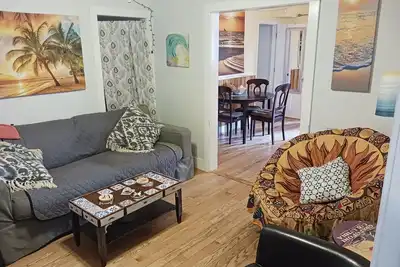 Best Dog Friendly Beach House in Hampton Beach\n  3-bedrooms  2 full bathrooms.