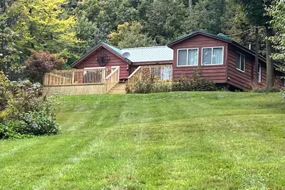Image de Cabin 3br close to lake w rolling hills