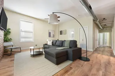 Image de Netflix+Free Parking Near Hospitals|Food|Shopping