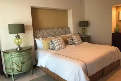 Image de Cheerful 2 bedroom villa with pool and hot tub