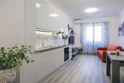 Image de New apt. -2 bathrooms-well connected S. Peter - 93 sqm
