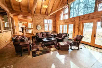 Image de Luxury Log Home in Park Rapids | 3 Bed, 3. 5 Bath