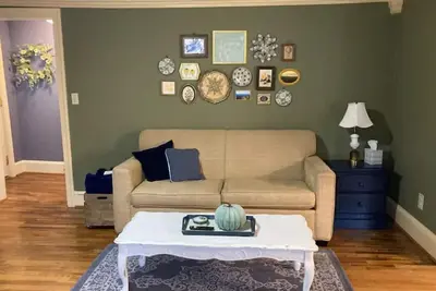 Image de Charming, family-friendly 3-bedroom farmhouse near West Jefferson