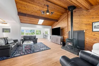 Image de Escape to The Mountains! *Amazing Views*