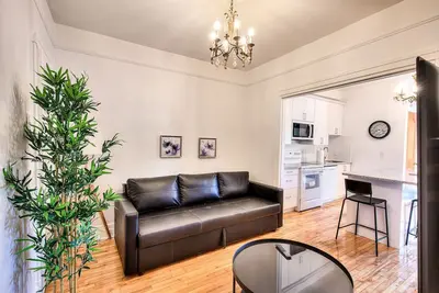Image de 2br for Montreal Relaxation & Downtown Action