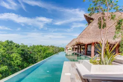 Image de Jungle Retreat: Pool, Balcony & Breathtaking Views