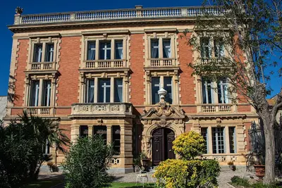 Image de Superb romantic 8-bedroom chateau with Ac and WiFi in the south of France