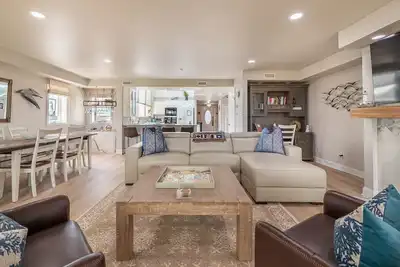 Image de Downs by the Sea - Wellington by the Sea Condo, Oceanfront, Ocean View, Pool, Elevator, Flex Stays