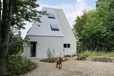 Image de Chalet des Sentiers - An architectural experience at Lac Fidèle, Entrelacs