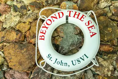 Image de Beyond the Sea - Waterfront/cliffside Villa, A/C, Generator - Sunsets amazing!