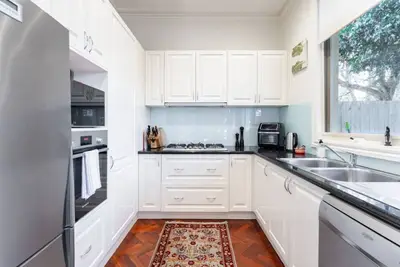 Image de Brighton Chic: 2br Townhouse Near Beach & Train