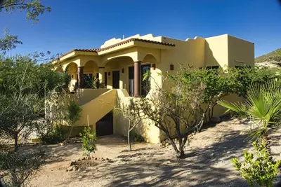 Gorgeous Views, New Pool, Your perfect Vacation!