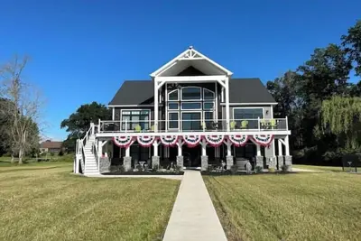 Image de Newly Built - Dream Lake House - Silver Lake, Ny