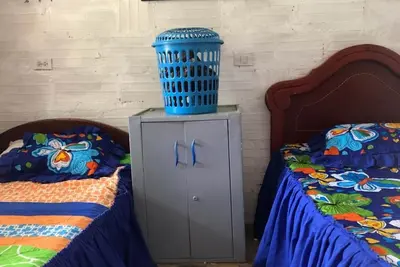 Image de Single beds in farmhouse near San Lorenzo damming