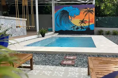 Oasis Waves, Near the Beach, a/c, private Wifi