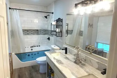 Image de Spacious 4-bedroom house with Ac and WiFi in lovely Fresno