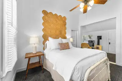 Room with One Queen Bed, microwave, mini-fridge and porch