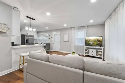 Image de Private Patio w/ Bbq Grill | Lcp Collection