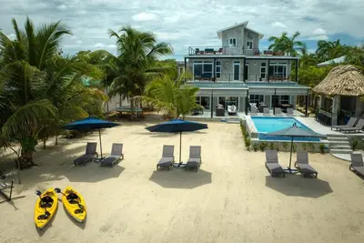 Image de Conmigo Villas North - Beachfront 3 Bedroom Condo w/ Pool