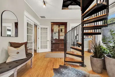 Image de New! Fun, style & comfort Eastside Mke Best Day Townhouse 4 bedrooms