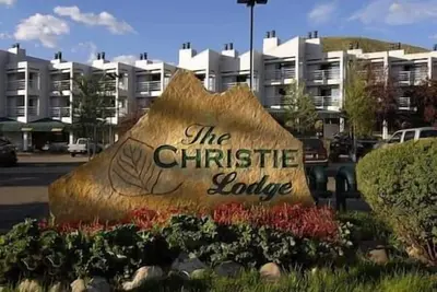 Image de Christie Lodge | Lux Resort | Concierge | Pool | Hot Tub