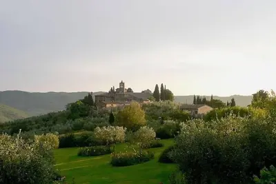 Image de Elegant, Spacious Retreat in the Heart of Chianti. Stunning, Tranquil Views
