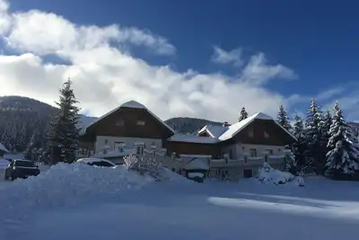 Image de Quiet vacation apartment with mountain views