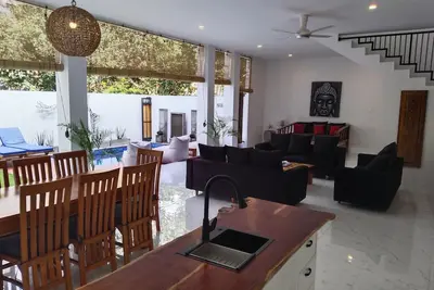 Image de Charming 3-bedroom villa with Ac and WiFi in serene Nusa Tenggara Bar