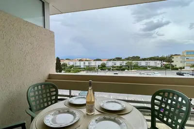 Image de Appartement 2p + coin nuit à 50m plage, piscine, 4 couchages