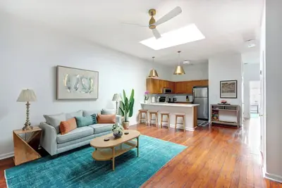 Image de State Street Suite, Historic District | Central