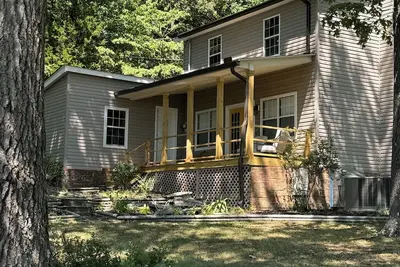 Image de Water view 3-bedroom house in Camden with Ac and WiFi walking distance to lake