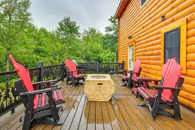 Image de Adams Cabin w/ Game Room & Fire Pit