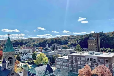 Image de Spacious Modern Loft, King Bed… Amazing City View