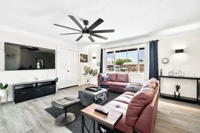 Image de Spacious & Private Tucson Getway Near Downtown!