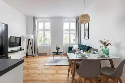 Image de 75sqm flat 1st occupancy, near centre & PrenzlBerg