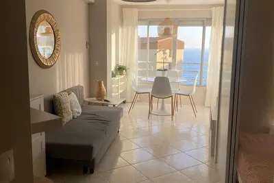 Image de Bonito Apartamento en Algarrobo Costa a pie de Playa y Paseo Marítimo