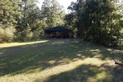 Image de Waterfront home perfect for tournament fishing, with private dock and Two decks