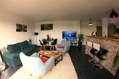 Image de Élégant Rooftop 70m2  aux pieds de la station Le  Bourget