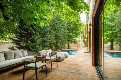 Image de Discover the city of Dijon in style, utmost comfort and luxury