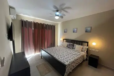 Image de \nvr121. New and modern, 2 bedrooms with private garden.