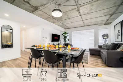 Image de L'Odyssée - Parking gratuit - Piscine - Bbq - Ac