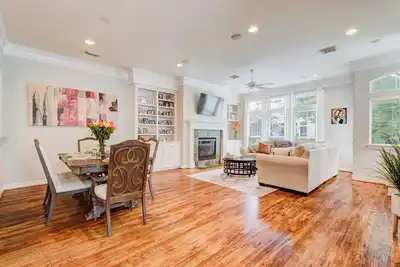 Image de Charming 3-bedroom townhome in Central Houston
