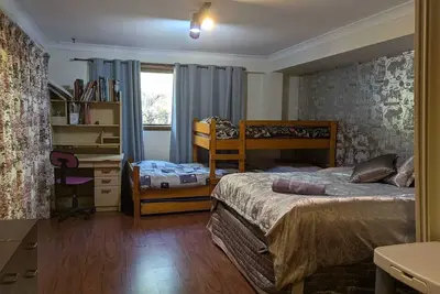 Image de Large room suitable for couples or families at McDowall